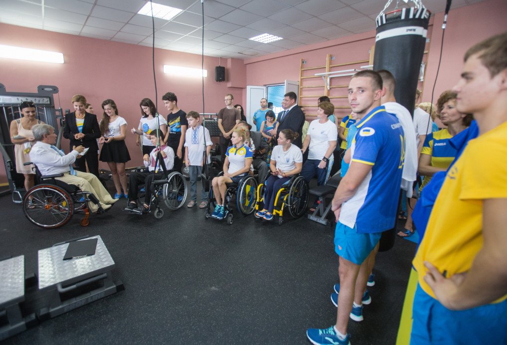Марина Порошенко разом із дітьми відвідала відкрите тренування плавців Національної Паралімпійської збірної команди України