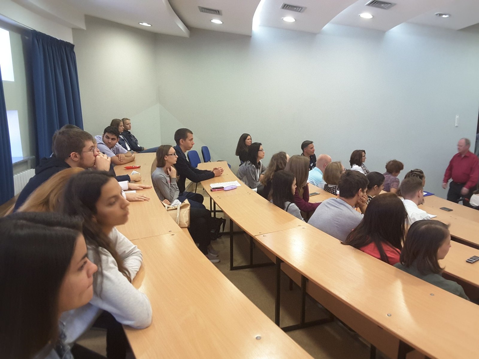16 вересня в рамках проєкту «РівноДоcтупність. Жити гідно всупереч долі» відбулися майстер-класи з жестової мови та виготовлення авторської ляльки
