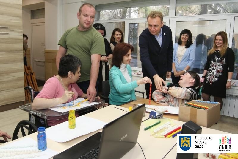 У Львові відкрили осередок для осіб з інвалідністю, віком від 35 років