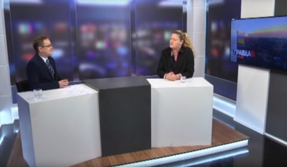 У Швеції незряча людина може прийти у бібліотеку, та попросити надрукувати їй книгу шрифтом Брайля