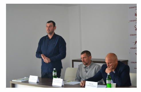 У Тячівській ОТГ інтегруватися в життя дітям з інвалідністю допоможе настільний теніс