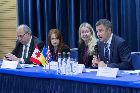 МОН не бачить майбутнього загальноосвітніх шкіл-інтернатів для учнів початкових класів, але можуть залишитися санаторні, спеціальні та спеціалізовані, - заступник Міністра Павло Хобзей