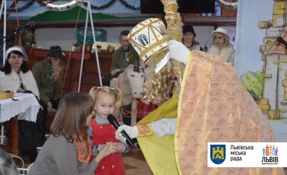 У Карітасі Львова отримали подарунки понад 200 дітей та молоді