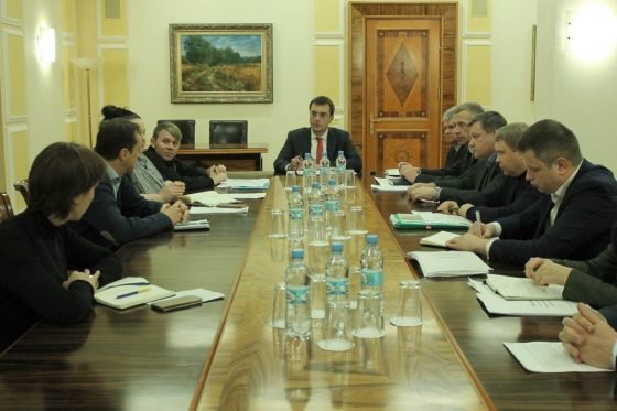 «Укрзалізниця» має уважно ставитися до осіб з інвалідністю, - Володимир Омелян