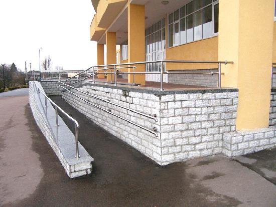 У Харкові встановлять естетичні пандуси