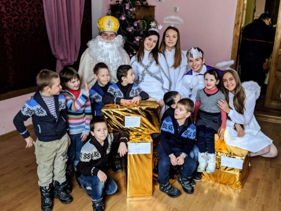 Святий Миколай чекає на своїх помічників вже з 1 листопада!