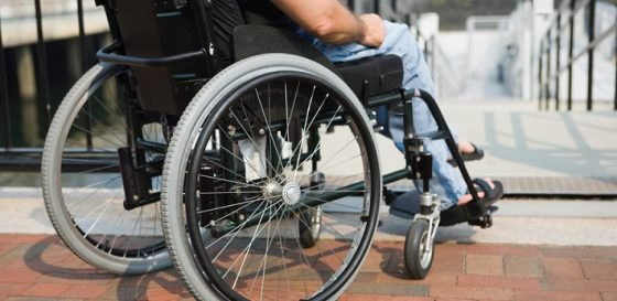 Щодо забезпечення потерпілих спеціальним медичним, постійним стороннім доглядом та побутовим обслуговуванням