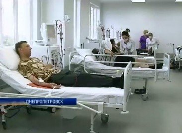 Из Донецкой области эвакуировали сорок пациентов с тяжелыми заболеваниями почек