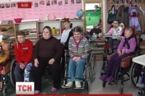 У Львові можуть закрити єдиний на всю Західну Україну центр реабілітації дітей-інвалідів