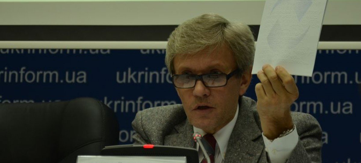 Увидеть проблему: Президент Украины получил письмо шрифтом Брайля