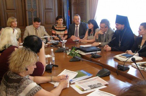 ЖЕНЩИНЫ С ИНВАЛИДНОСТЬЮ СООБЩА РЕШАЮТ СВОИ ПРОБЛЕМЫ