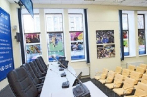 Прес-конференція: “Чи зможуть проголосувати вимушені переселенці із зони бойових дій Луганської та Донецької областей?”