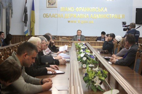 Олег Гончарук зустрівся з представниками громадських організацій осіб з інвалідністю