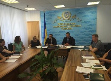 Підведено підсумки роботи Трастового фонду НАТО з фізичної реабілітації (протезування) військовослужбовців, поранених в антитерористичній операції