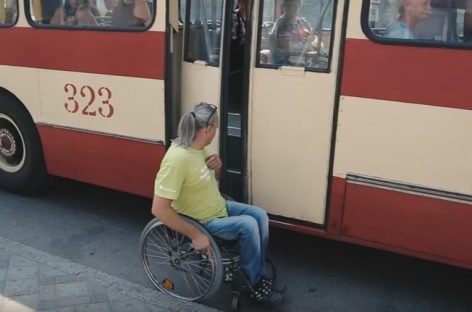 Люди з інвалідністю мають право на життя без бар’єрів