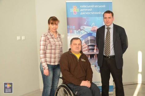Володимир Азін: «Лікарям надзвичайно важливо знати методи супроводу і допомоги людям з інвалідністю»