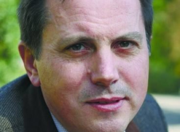 “Кожна школа повинна мати ліфт і пандуси”