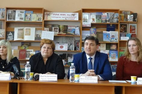 Вінничан запрошують долучитись до благодійної акції по озвученню книг, які зможуть слухати люди зі слабким зором