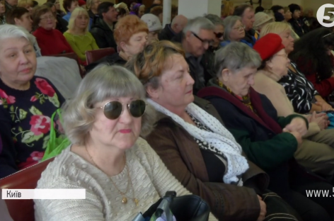 «Щоб не обпікати руки»: У Мінсоцполітики просять розширити перелік засобів для орієнтування незрячих