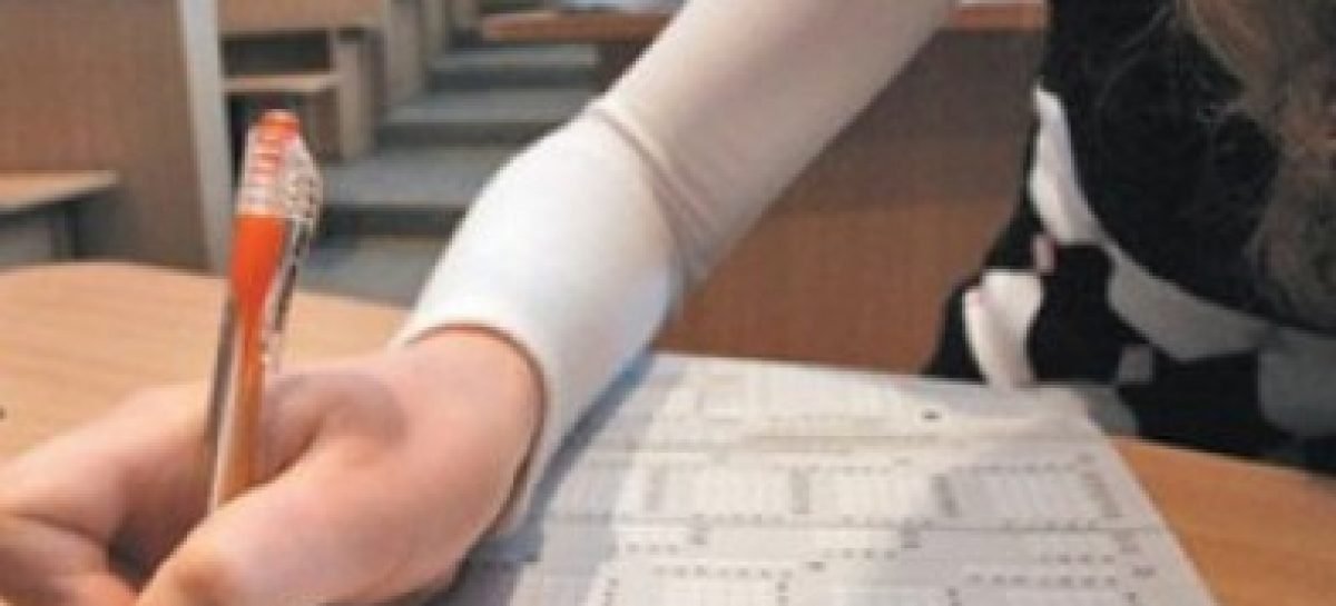 Абітурієнти із окупованих територій вступатимуть до вузів без атестатів та сертифікатів ЗНО