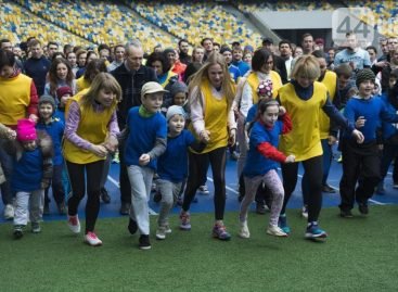 В Киеве прошел массовый забег детей с аутизмом