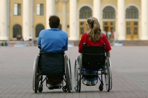На свято Трійці (Зелені свята) буде дозволено заїзд на цвинтарі легкових авто з особами з інвалідністю