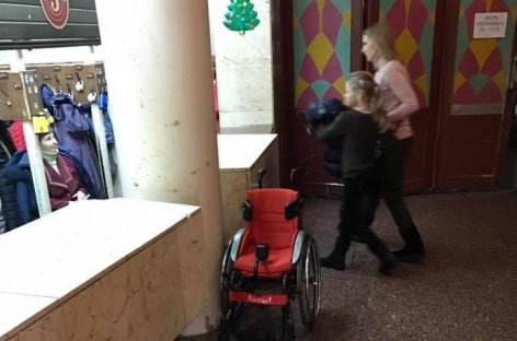 Через 3 місяці після випадку з дитиною на візку Національний цирк купив підйомник