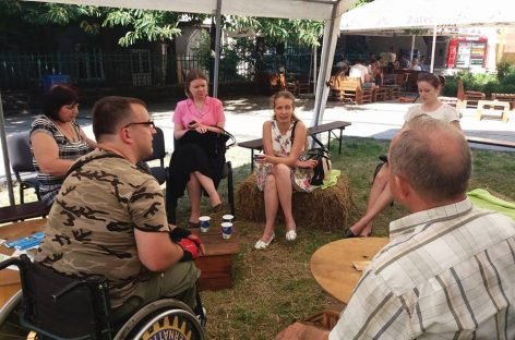 Як ужгородці сприймають людей з інвалідністю?