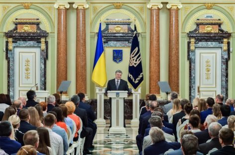 Давайте активізуємо роботу зі створення сучасної ефективної системи реабілітації ветеранів АТО – Президент лікарям
