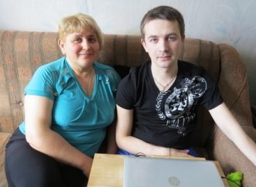 Після двох років лежачого життя лучанин почав самостійно заробляти гроші на реабілітацію, виготовляючи мило