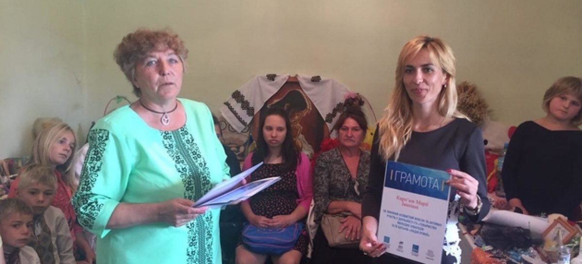 На Прикарпатті волонтери придбали тренажери та відкрили зал для людей з інвалідністю