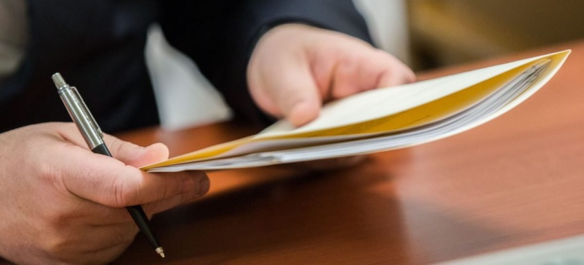 Президент підписав Закон щодо виплати одноразової грошової допомоги поліцейському у разі встановлення інвалідності через отримане поранення під час служби