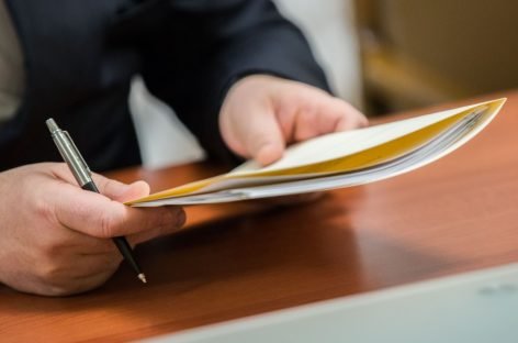 Президент підписав Закон щодо виплати одноразової грошової допомоги поліцейському у разі встановлення інвалідності через отримане поранення під час служби