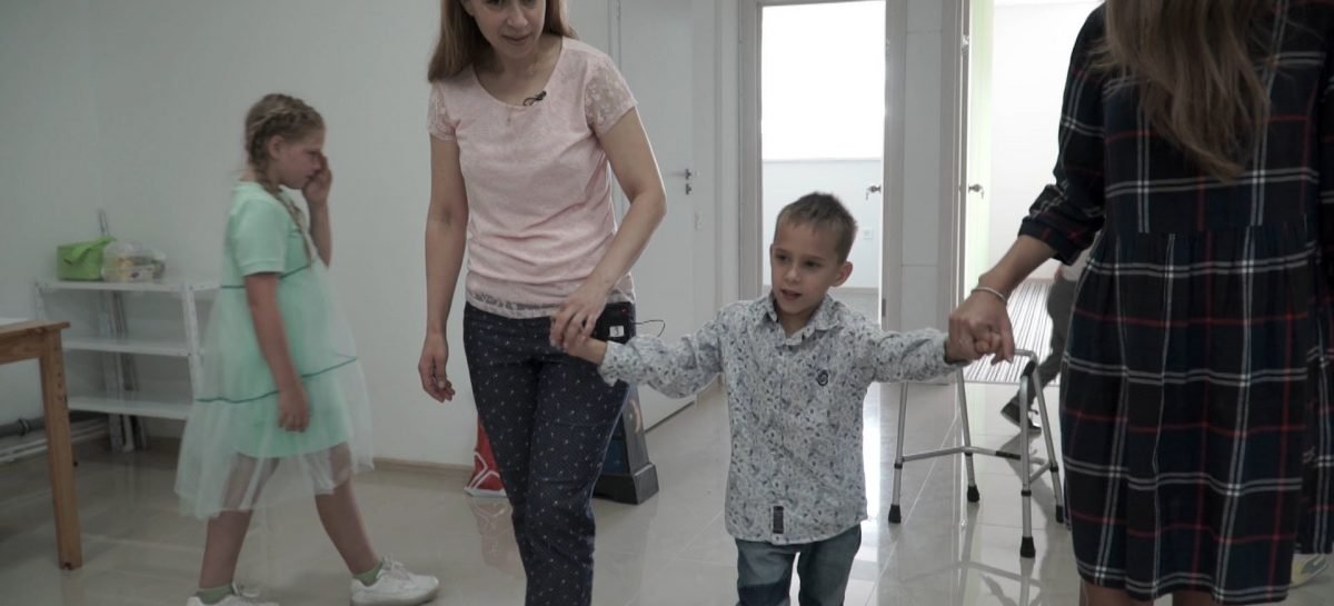Безбар’єрний доступ: як в Україні запроваджують інклюзивну освіту