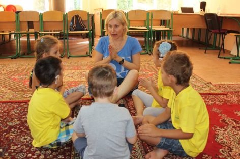 У Бучі вчили почути світ