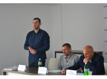 У Тячівській ОТГ інтегруватися в життя дітям з інвалідністю допоможе настільний теніс