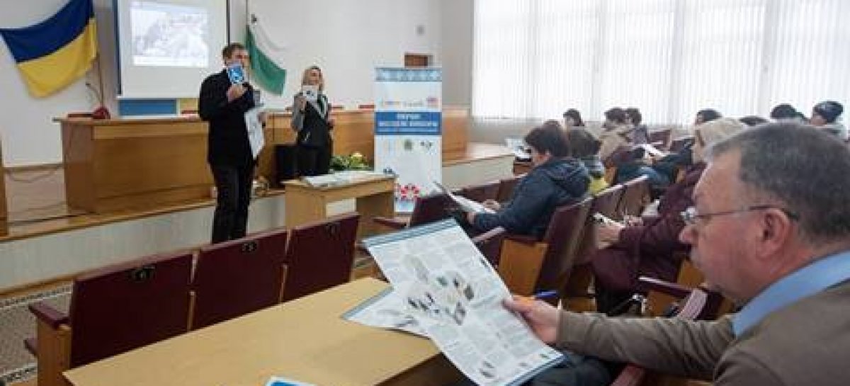Інформаційне повідомлення IFES: Просвітницькі матеріали для членів дільничних виборчих комісій на тему доступності