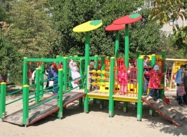 Громадський бюджет: в Одесі реалізують проєкт зі створення ігрового майданчика для дітей з інвалідністю