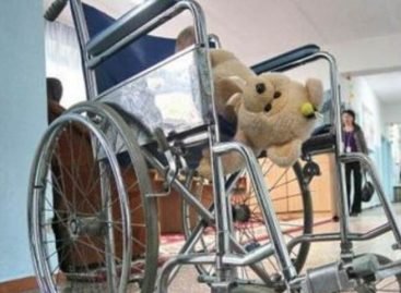 Страшно подумати, що стане з нашими дітьми, якщо ми помремо, – батьки дітей з інвалідністю на сесії Івано-Франківської міськради