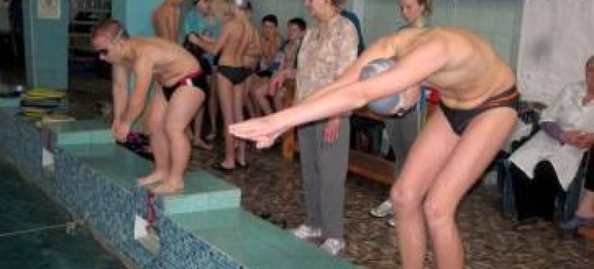 Бердичівляни взяли участь у змаганнях з плавання з нагоди Міжнародного Дня людей з інвалідністю