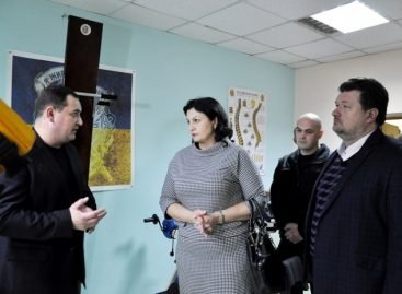 Необхідно об’єднати усі зусилля для збільшення якісних послуг з реабілітації учасників АТО, – Іванна Климпуш-Цинцадзе на Житомирщині