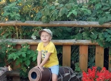Маленький Всесвіт звичайної мами: як зрозуміти, що у вашої дитини аутизм?