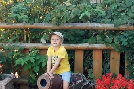 Маленький Всесвіт звичайної мами: як зрозуміти, що у вашої дитини аутизм?