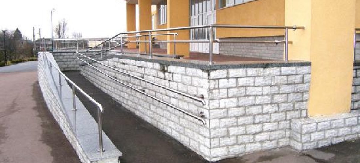 У Харкові встановлять естетичні пандуси