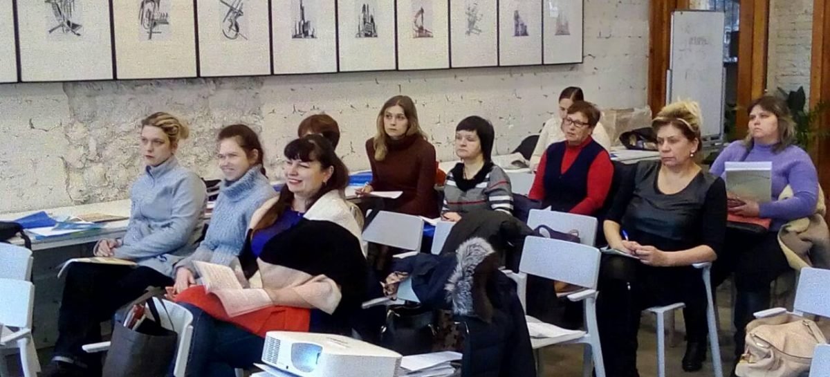 В Одесі обговорили питання раннього втручання під час круглого столу, присвяченого реалізації прав людей з інвалідністю
