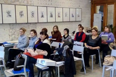 В Одесі обговорили питання раннього втручання під час круглого столу, присвяченого реалізації прав людей з інвалідністю