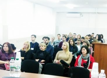 Судді та працівники апаратів судів Донеччини покращили навички спілкування у роботі з людьми з інвалідністю