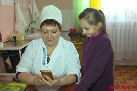 Єдина в Україні. У Вінницькій області акушер-гінеколог на візку лікує безпліддя