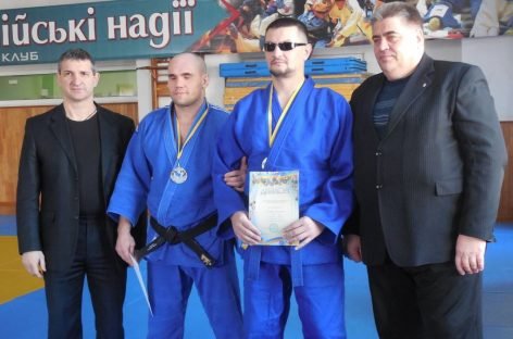 «Атакую, коли опонент поруч» – незрячий вінницький борець