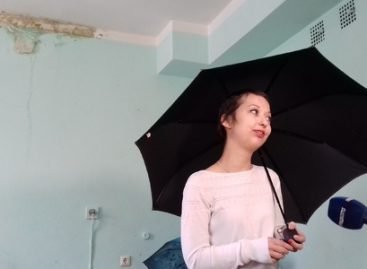Українські онкохворі вимушені лікуватися під парасольками